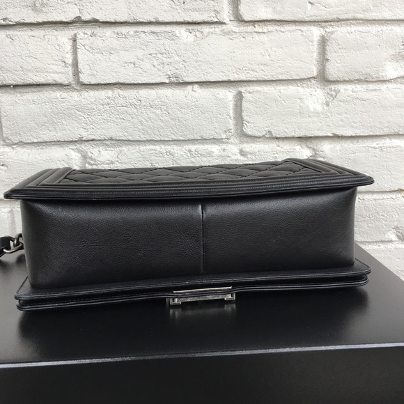 💯% Authentic Boy Chanel Handbag - Picture 3 of 7